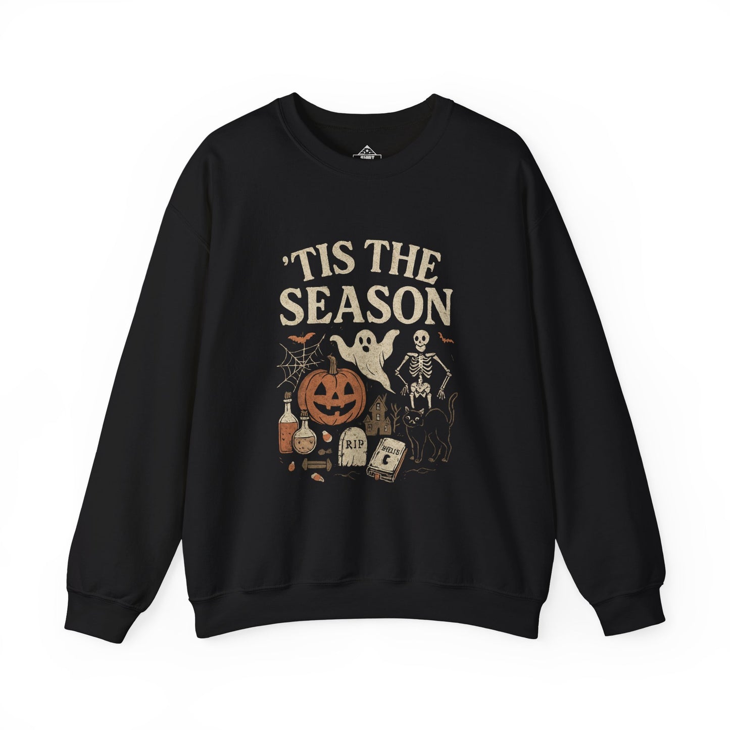 ‘Tis the Season Halloween T‑Shirt | Vintage Spooky Season Shirt with Ghost, Skeleton & Pumpkin | Retro Halloween Graphic Tee for Fall