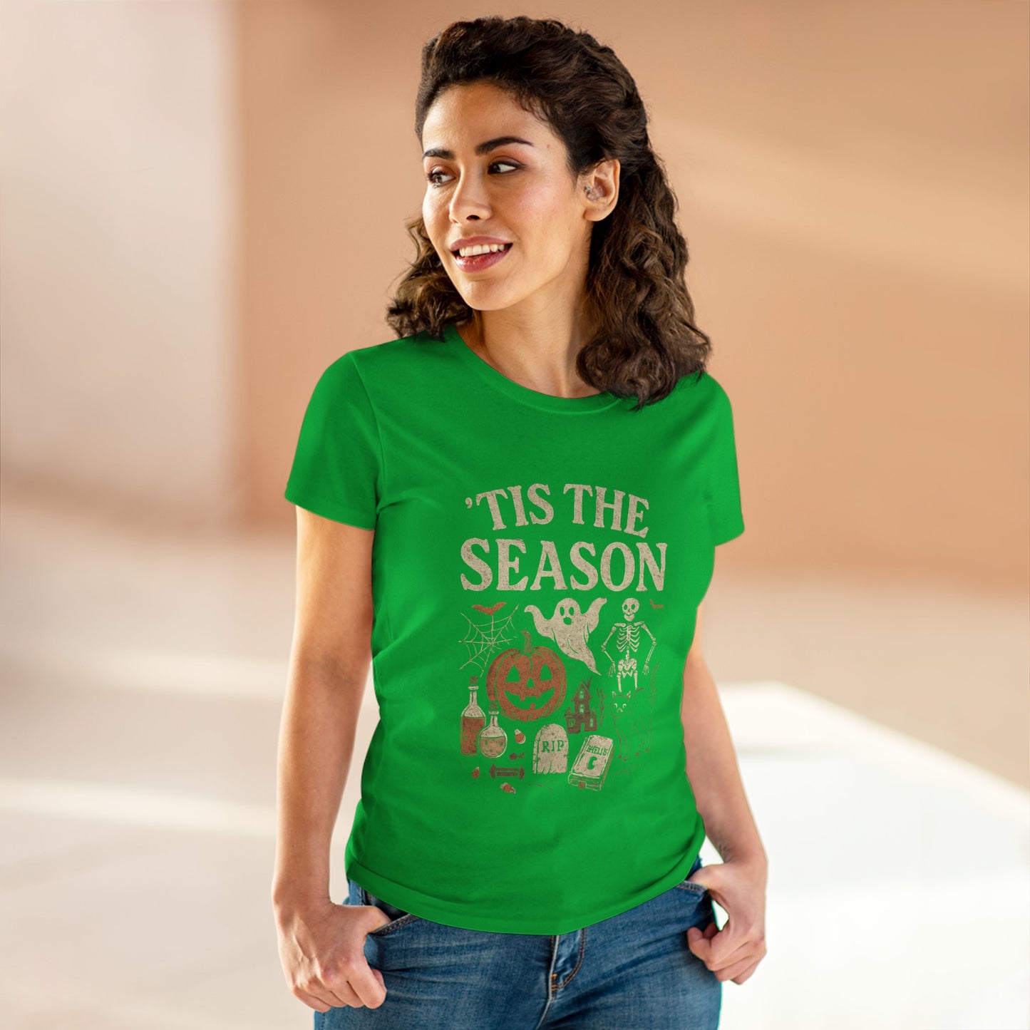‘Tis the Season Halloween T‑Shirt | Vintage Spooky Season Shirt with Ghost, Skeleton & Pumpkin | Retro Halloween Graphic Tee for Fall