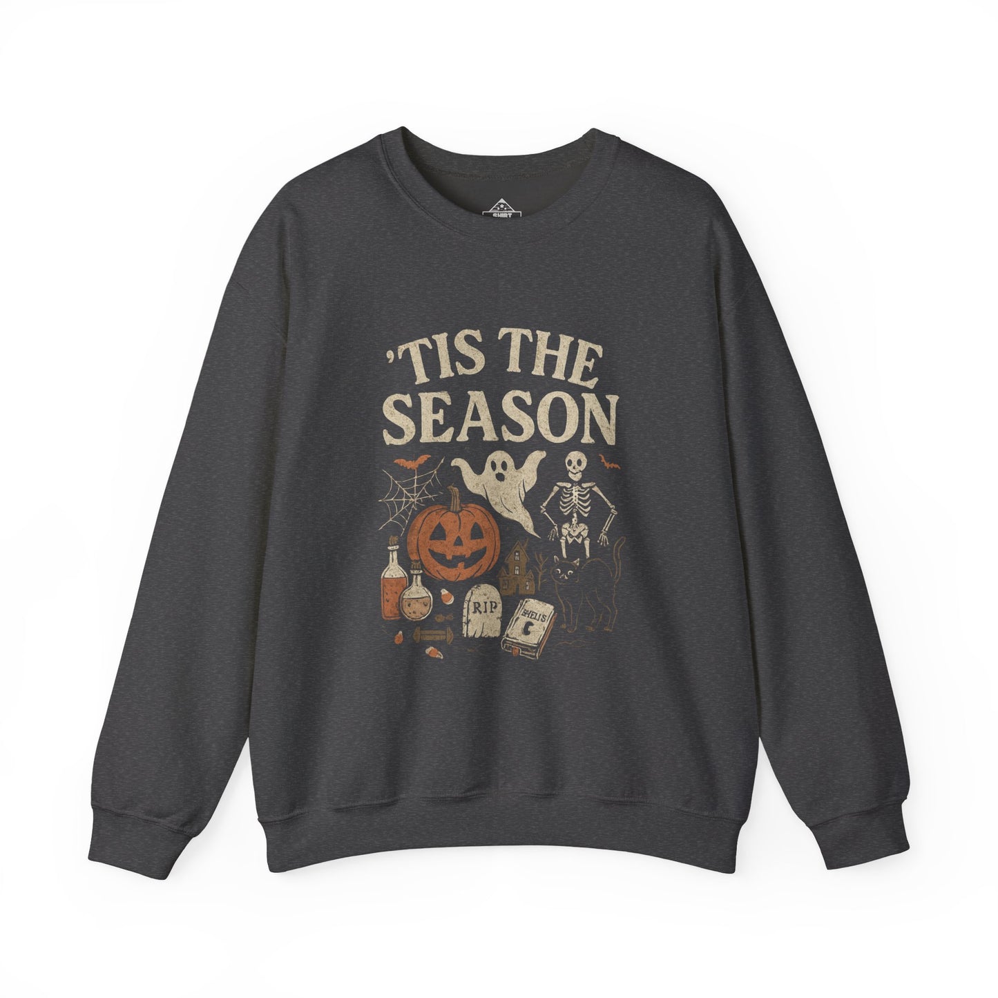‘Tis the Season Halloween T‑Shirt | Vintage Spooky Season Shirt with Ghost, Skeleton & Pumpkin | Retro Halloween Graphic Tee for Fall