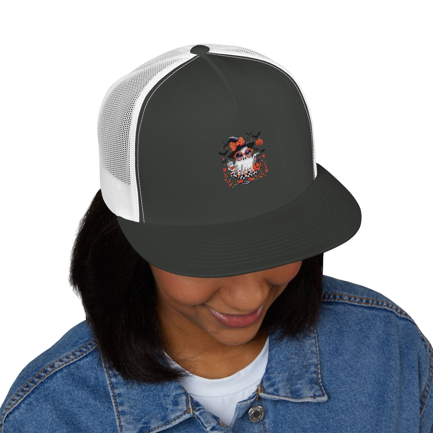 Cute Halloween Ghost T-Shirt | Trendy Witch Ghost Outfit | Spooky Fall Shirt for Women | Pumpkin Aesthetic Halloween Apparel Gift 5 Panel Trucker
