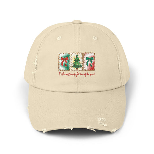 Festive Christmas Tree & Bow Design | It’s the Most Wonderful Time of the Year – Holiday Shirt, Mug, Tote & Home Decor Distressed cap